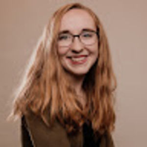 Meet your Posher, Mia